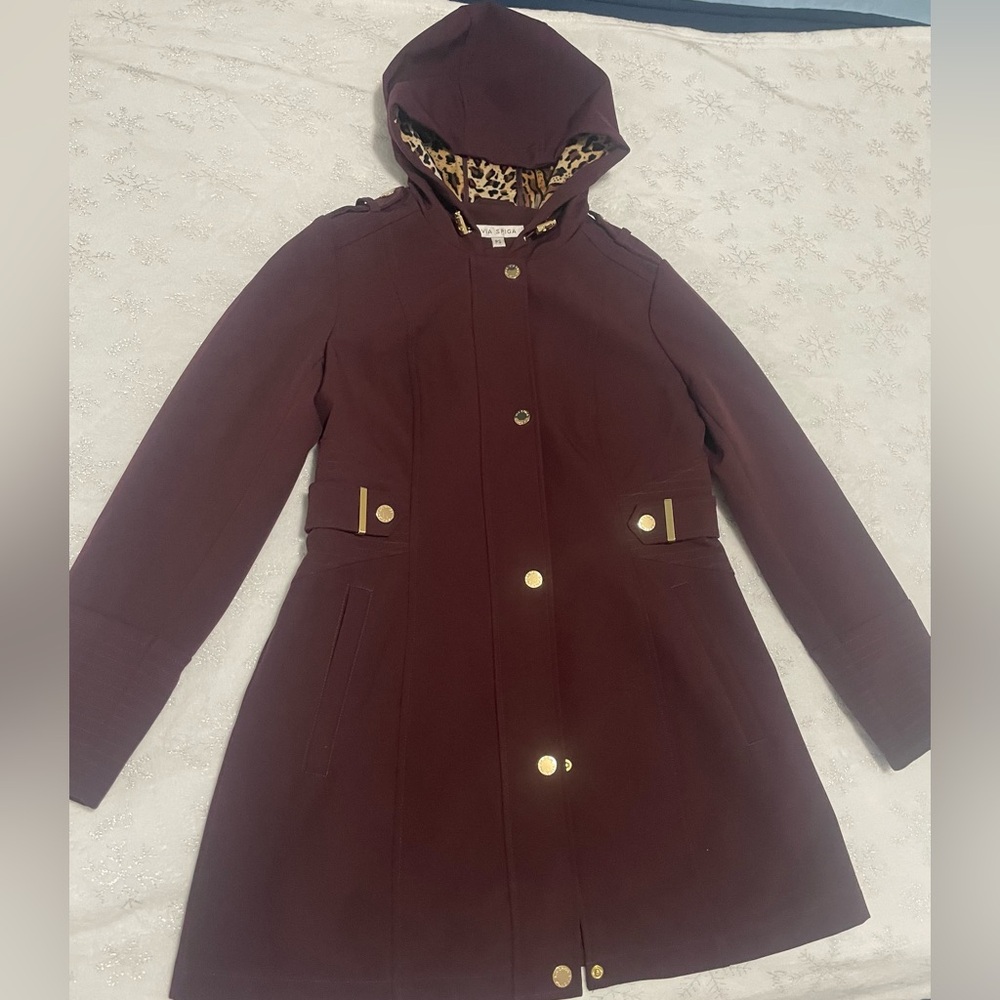 Via Spiga women coats lightly used once.